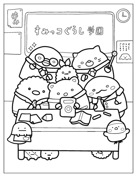 Postavičky Sumikko Gurashi sedí ve školní třídě.