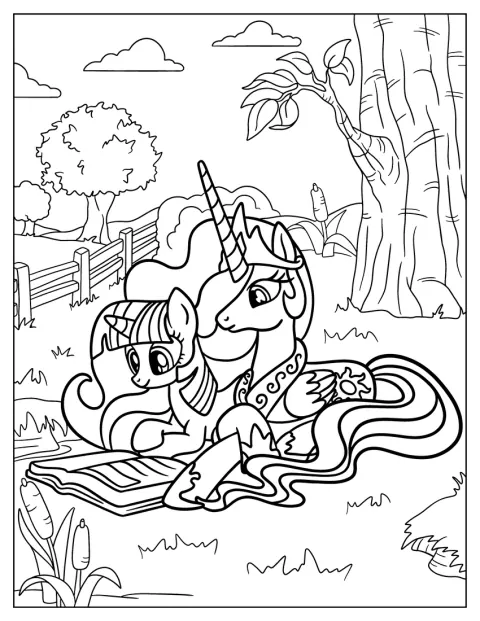 La princesa Celestia lee un libro junto a Twilight Sparkle.