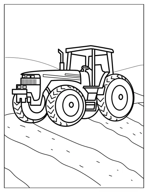 En traktor med många detaljer står på gården.