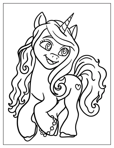 Izzy Moonbow aparece sonriente con su característica melena.