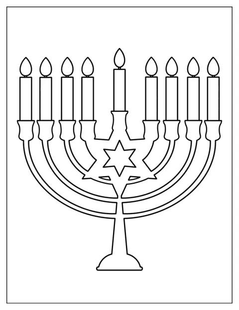 Las velas de una menorá están encendidas.