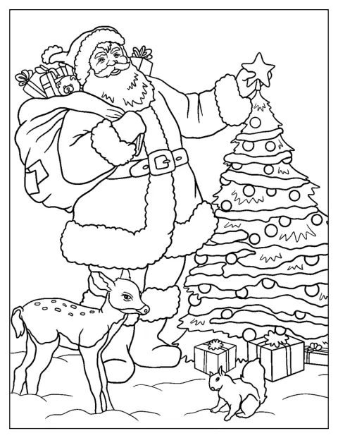 Papá Noel está de pie junto a un árbol navideño decorado.