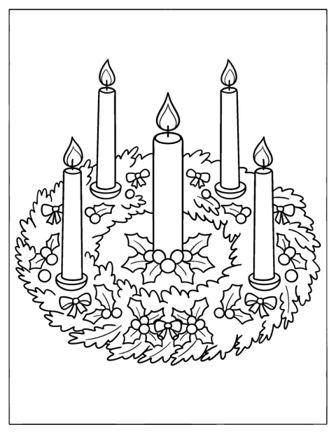 Una corona de Adviento con acebo y bayas lleva cinco velas.