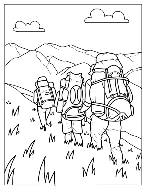 Tres campistas con mochilas recorren un sendero hacia su zona de acampada.