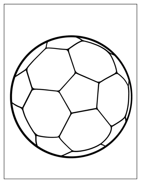 En fodbold med klassiske felter ligger for sig selv.